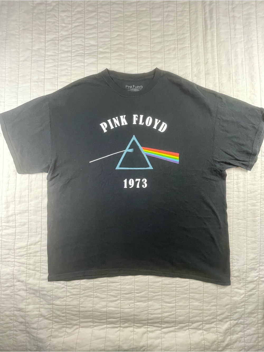 Pink Floyd 1973 Black Graphic Band Tee Measures like XXL (tagged large)